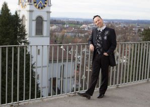 Alexander Hoffmann, the tenor who will enchant your event