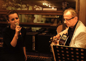 Duo Acoustique - Andy & Vio La