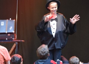 Arthur's incredible children's magic show