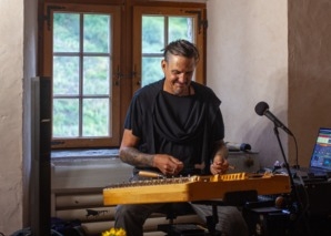 Sons de hackbrett avec Ephraim Salzmann