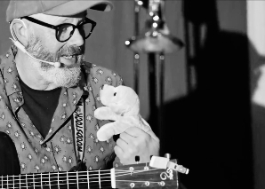 Roland Schwab: Join-in concerts for children and families