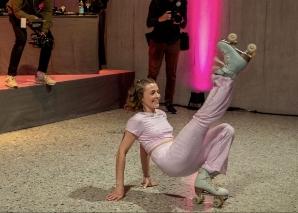 Walkact oder Show auf Rollerskates