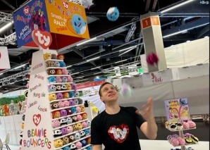 Walk-Act und Strassen-Show mit dem Weltrekord-Jongleur