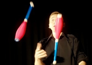 Kinderprogramm mit dem Weltrekord-Jongleur