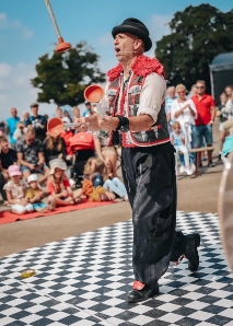 Clown Gili - Zirkuskunst für Kinder und Familien