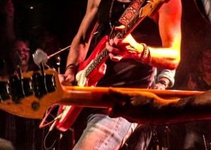 Chrigu Blaser - virtuoso on the guitar