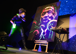 Speedpainting-Show mit Corinne Sutter