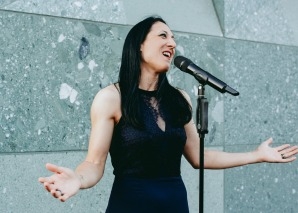 Debora Lavagnolo – Sängerin für jeden Anlass