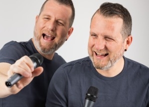 DIE ZWILLINGE – Comedy im Doppelpack