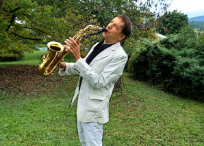 Dominik Zenhäusern, Saxophonist