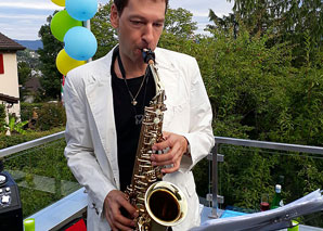 Dominik Zenhäusern, Saxophonist