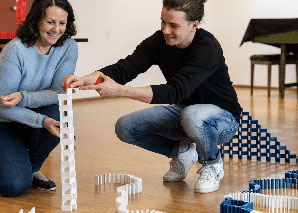 Domino – Aufbau von Kettenreaktionen