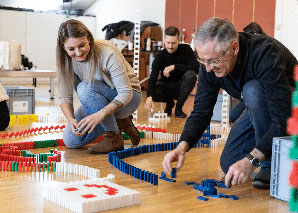 Domino – Aufbau von Kettenreaktionen