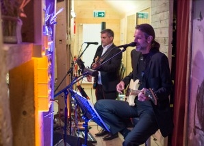 Gery Gatfalvi - guitariste et chanteur virtuose