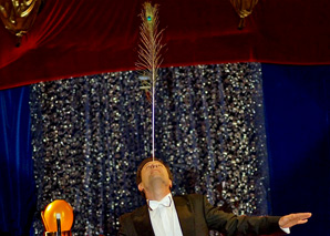 Andreas Martines – Balancekünstler