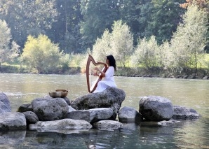 Désirée Dell'Amore - enchanting harp music