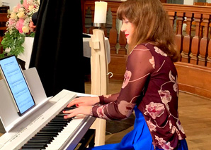 Lisa Maria – professional wedding pianist