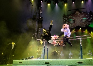 Holmikers – the acrobatic show