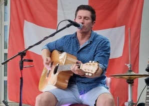 Jim Creard – One Man Band