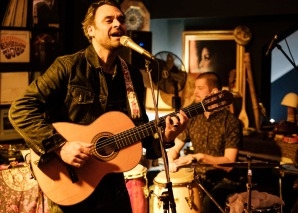 Juan Carlos Zeta Acoustic Trio