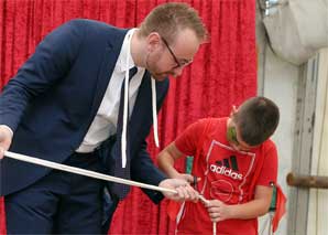 Armand Kurath, magicien pour enfants