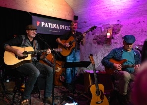 Patina Pick – Blues und Singer-Songwriter-Stücke
