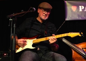 Patina Pick – Blues und Singer-Songwriter-Stücke