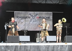 Hüttengaudi mit den Rampenhirschen