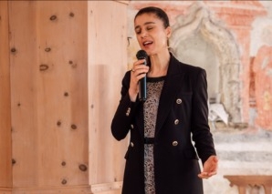 Singer Natalie Gozzi – for touching moments