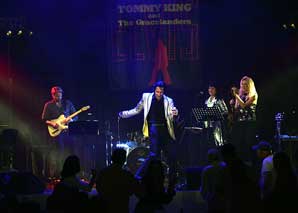 Elvis-Show mit Tommy King