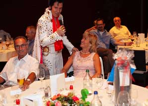 Elvis-Show mit Tommy King