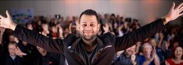 Koray Sanchez, l'animateur au flair international