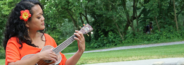 Charlie Fischer singt Pop-Covers