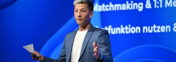 Dominik Trauffer - présentation humoristique