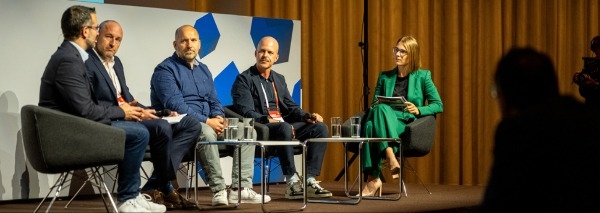 Présentatrice économique, sociale et sportive