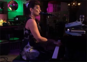 Gabriela Gini – Piano und Gesang