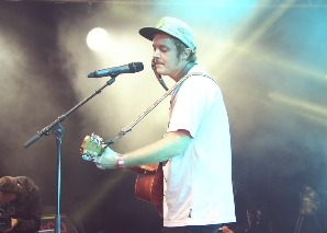 Josua Romano – One Man Band