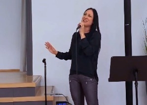 Debora Lavagnolo – Sängerin für jeden Anlass